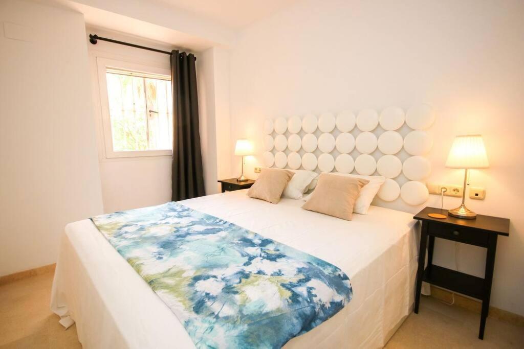Lägenhet Lovely 2 Bedroom Near Golf Lagos Elviria Marbella