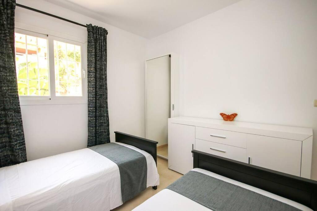 Apartamento Lovely 2 Bedroom Near Golf Lagos Elviria Marbella